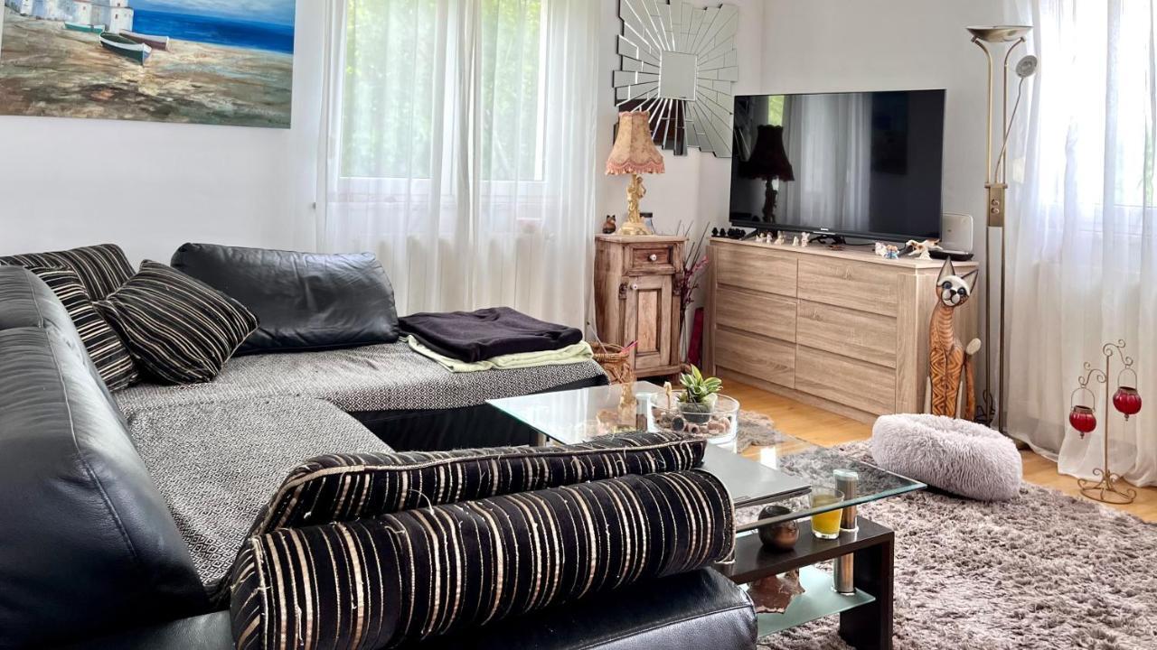 Peachy House Apartment Рийека Екстериор снимка